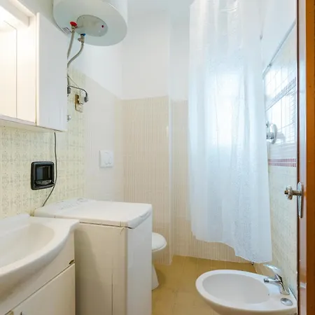 Anna Flat - 2 Minuti Dalla Apartment
